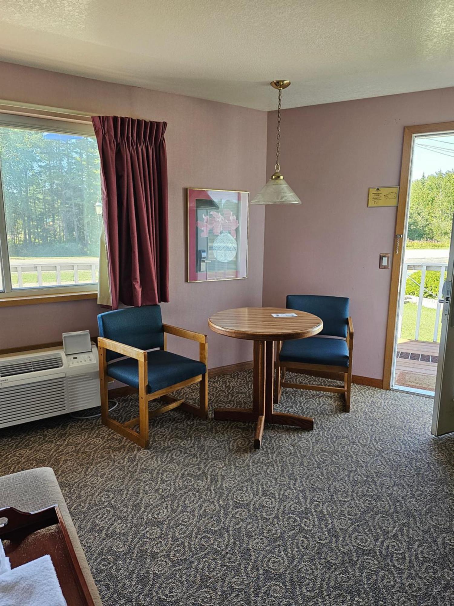 Travelodge By Wyndham Mackinaw City Exterior foto